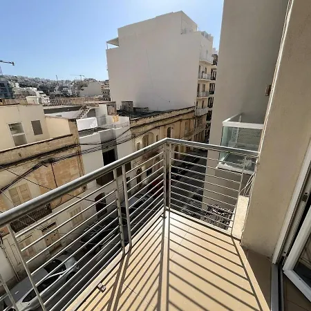Apartment St Julians 2 Bedroom *